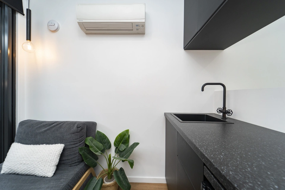 Tiny Homes Tas Loungeroom3 lg